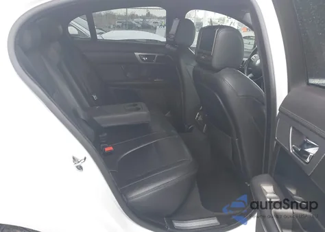 2011 Jaguar Xf Xfr из США, поврежденный, VIN SAJWA0JCXBMR81600